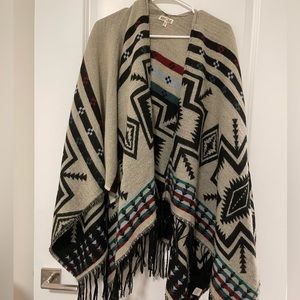 Aztec patterned Woven Heart shawl with tassel details